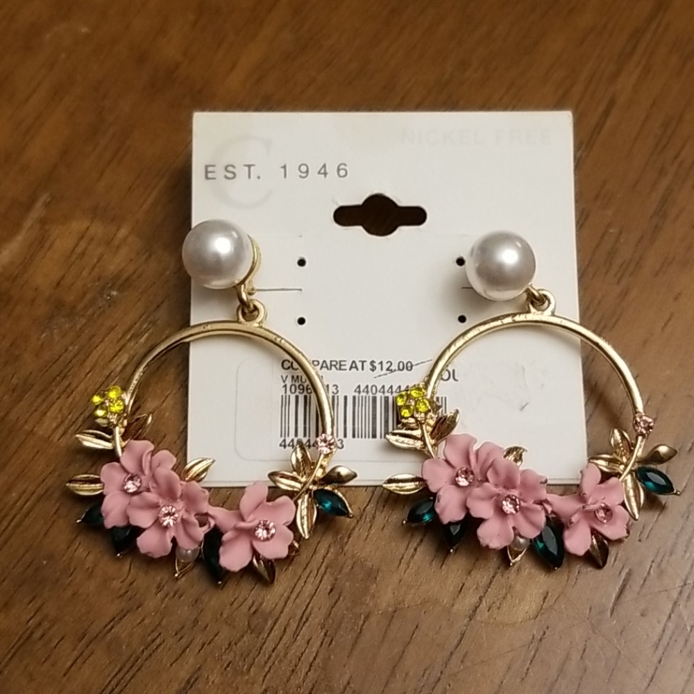 Beautiful floral earrings - Picture 1 of 6